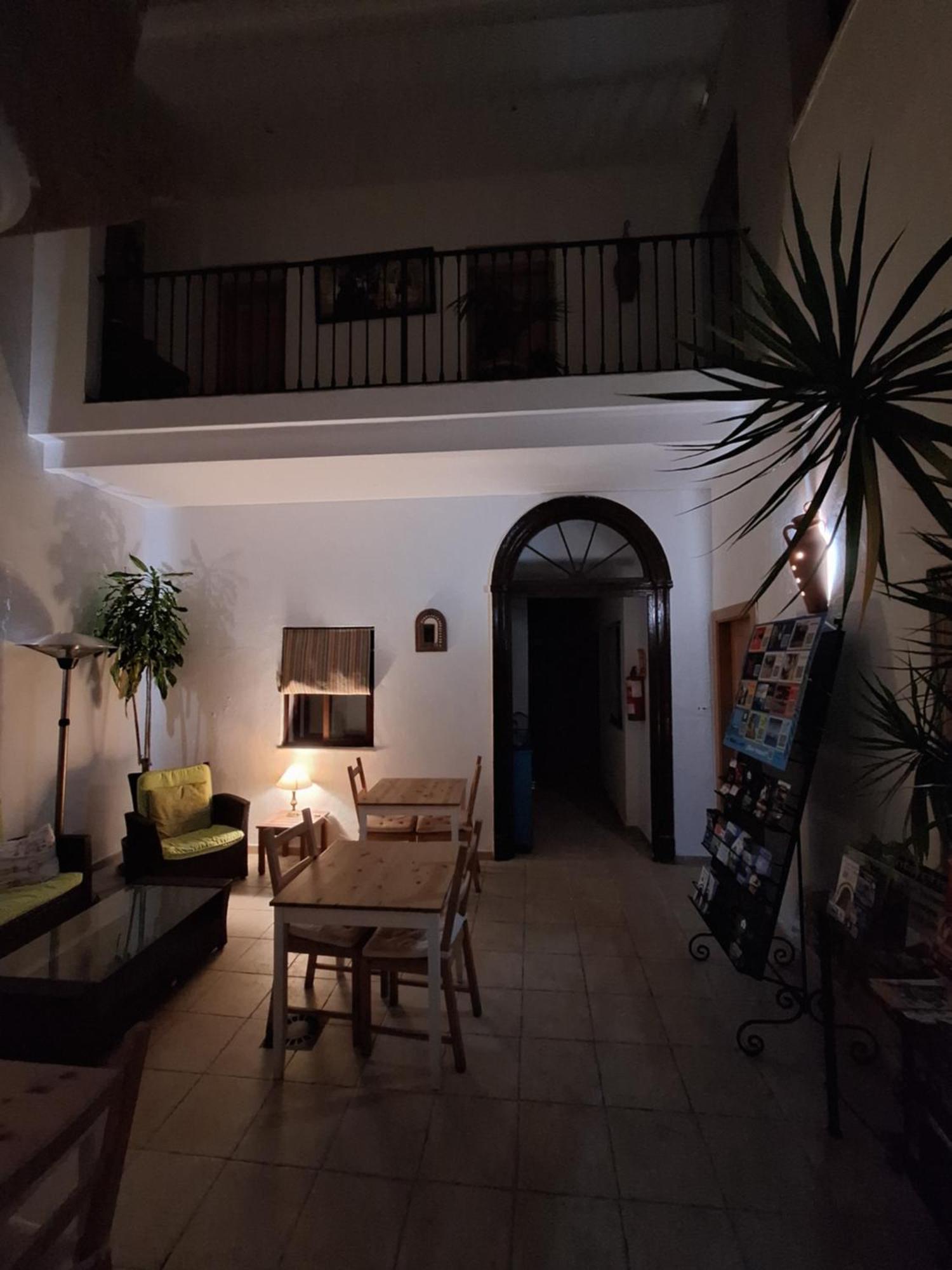 Hostal Fenix Jerez de la Frontera Esterno foto